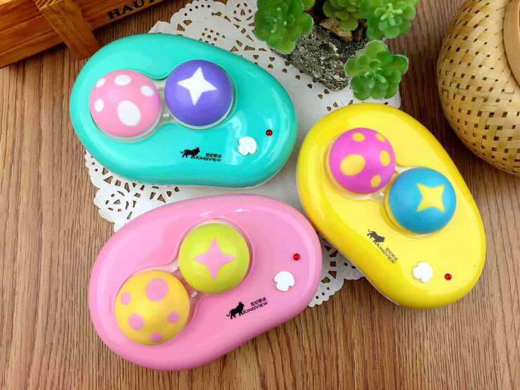 Set-device for cleaning soft contact lenses (A set for cleaning soft contact lenses) HL-600