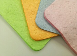 Napkin for glasses lens cleaning, microfiber material, embossed glasses logo 579-6 15cm*18cm