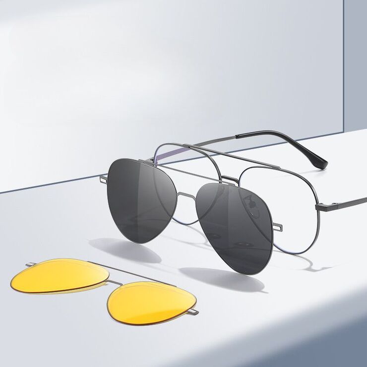 Оправа металлическая с защитой от синего света + 2 магнитные солнцезащитные насадки (клипон) 7603-GT