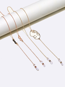 Набор из двух цепочек для очков с усами, очками и лицом GM102