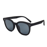 Polarized silicone sunglasses with UV400 protection for kids O-kai_glasses-1