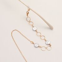 Gold-colored metal non-slip chain, with pearl and metal round, for glasses and masks GL1867