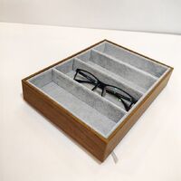 Планшет настольный для демонстрации солнцезащитных очков и оправ на 4 места JS-C230727